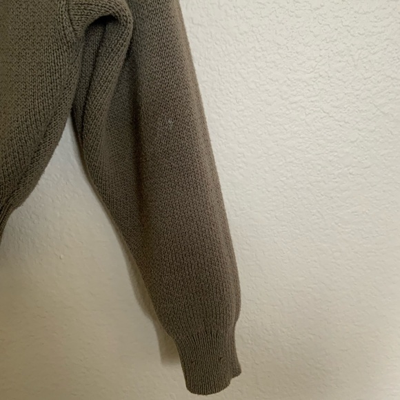 BOYS Essentials knit sweater. - Picture 4 of 5